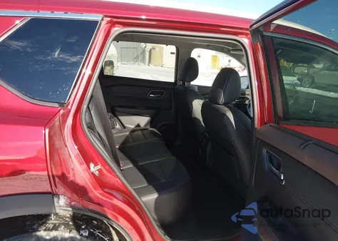 2021 Nissan Rogue Sl Intelligent Awd z USA, uszkodzony, nr VIN 5N1AT3CB6MC689133